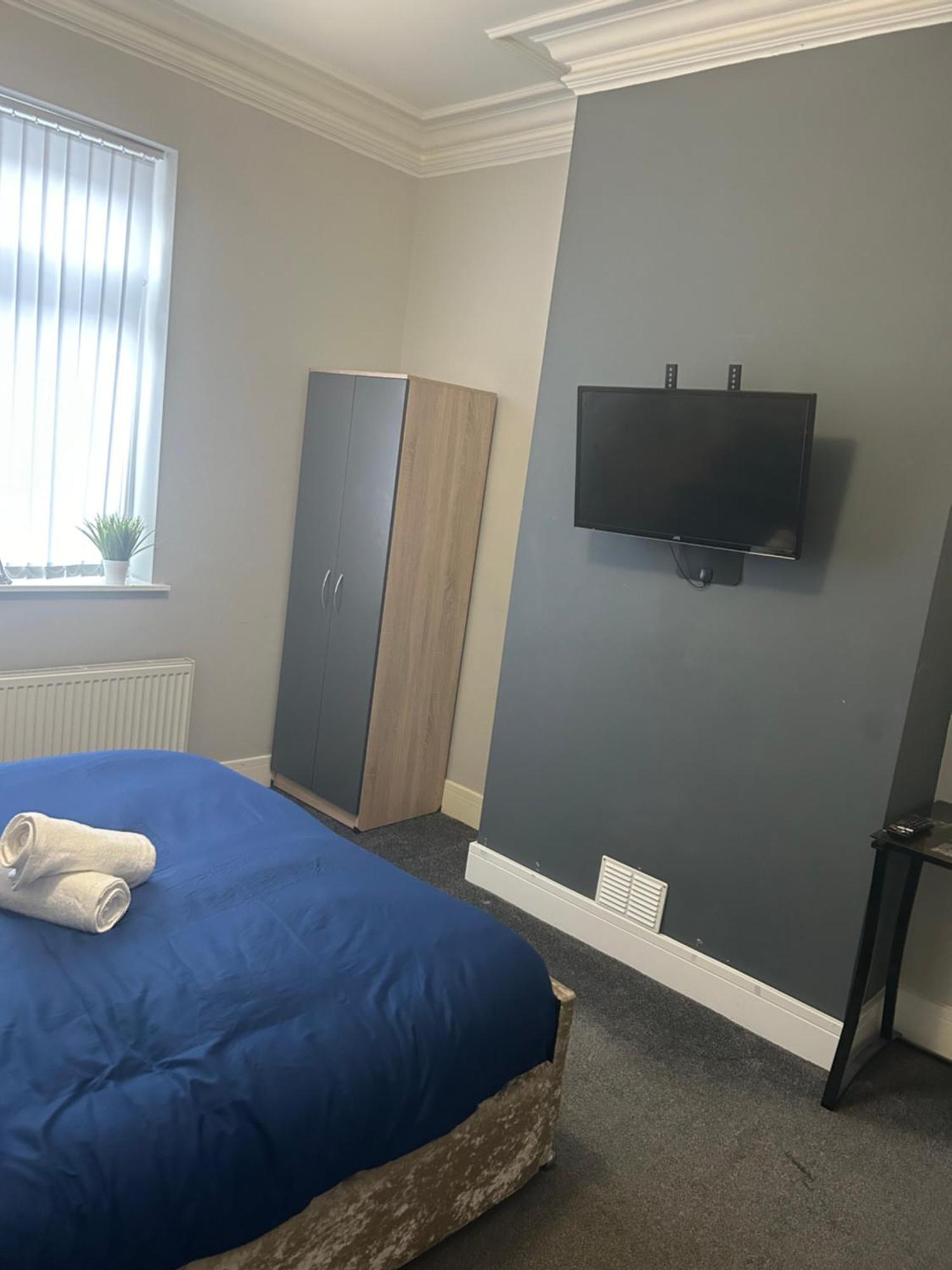Brunswick Place 1 Bed & Breakfast Stoke-on-Trent Екстериор снимка